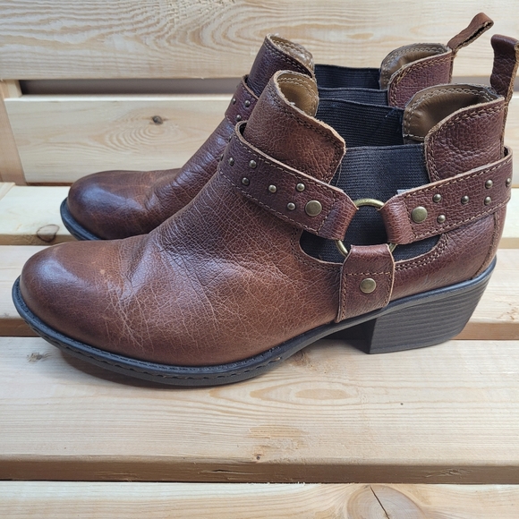 B.O.C Born Concept Claudette Leather Ankle Boots women size 9.5 - Picture 4 of 10